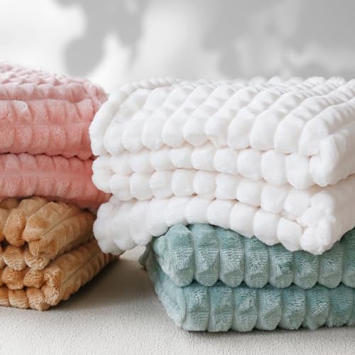 HOMRITAR Cozy Fleece Baby Blanket with 3D Design