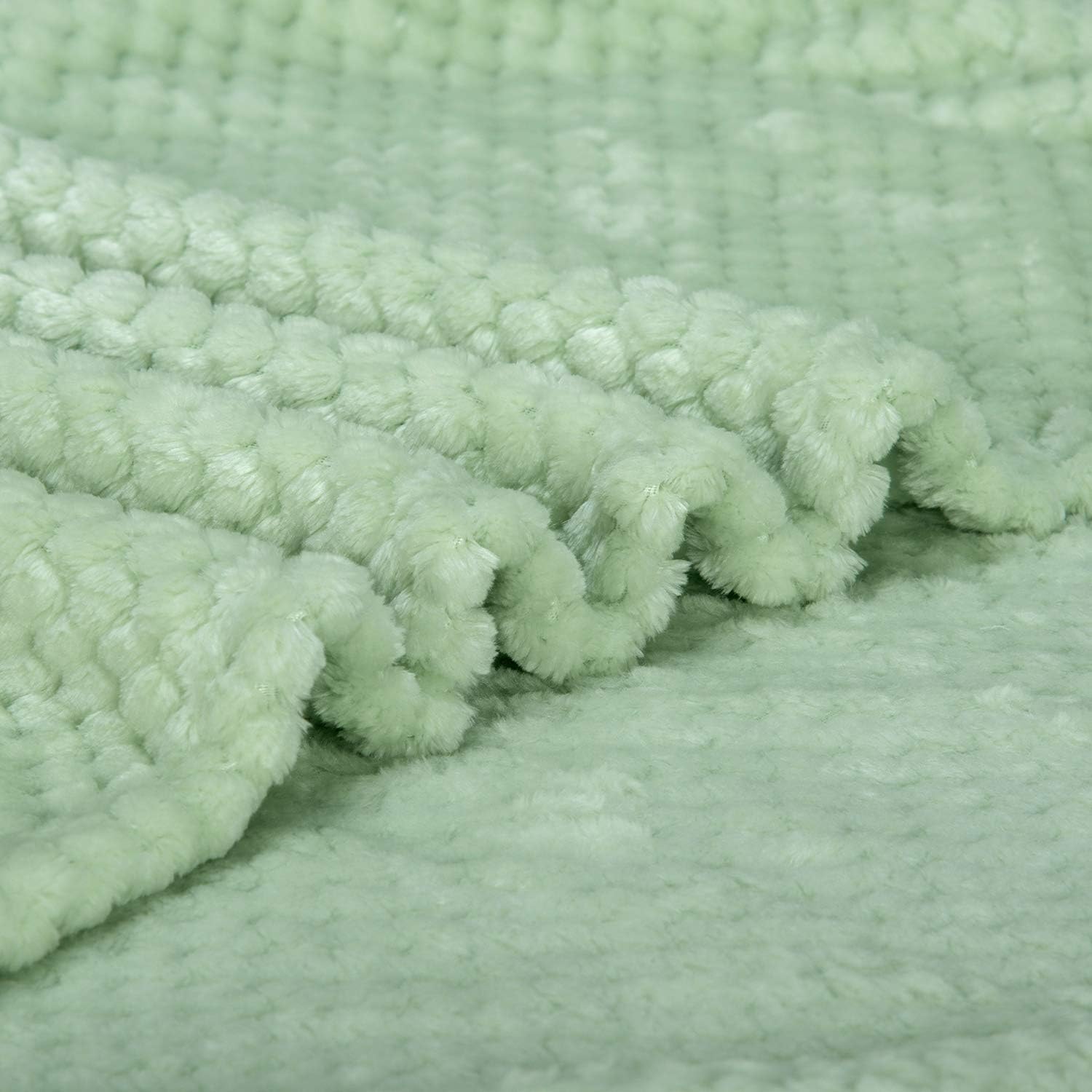 Soft Fuzzy Blanket for Baby - Cozy Coral Fleece