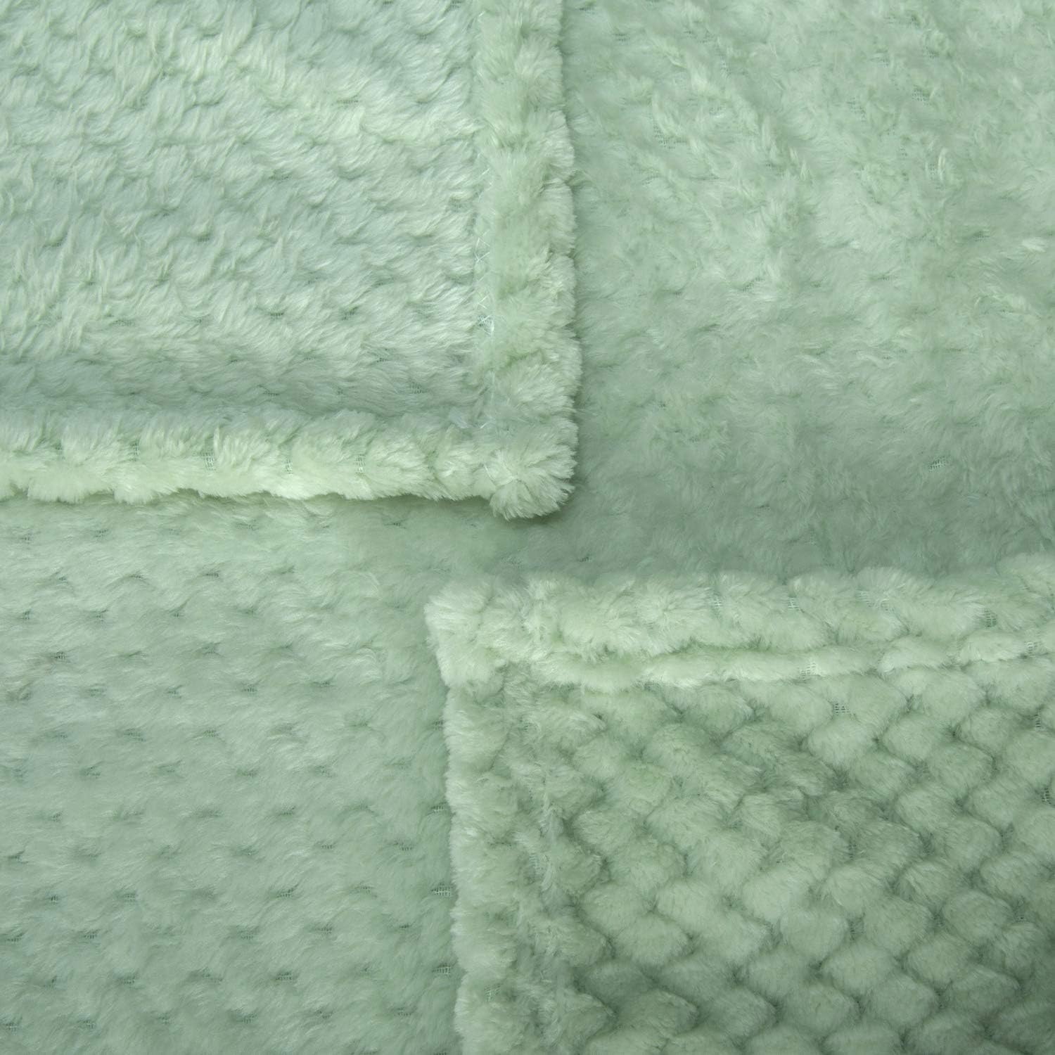 Soft Fuzzy Blanket for Baby - Cozy Coral Fleece