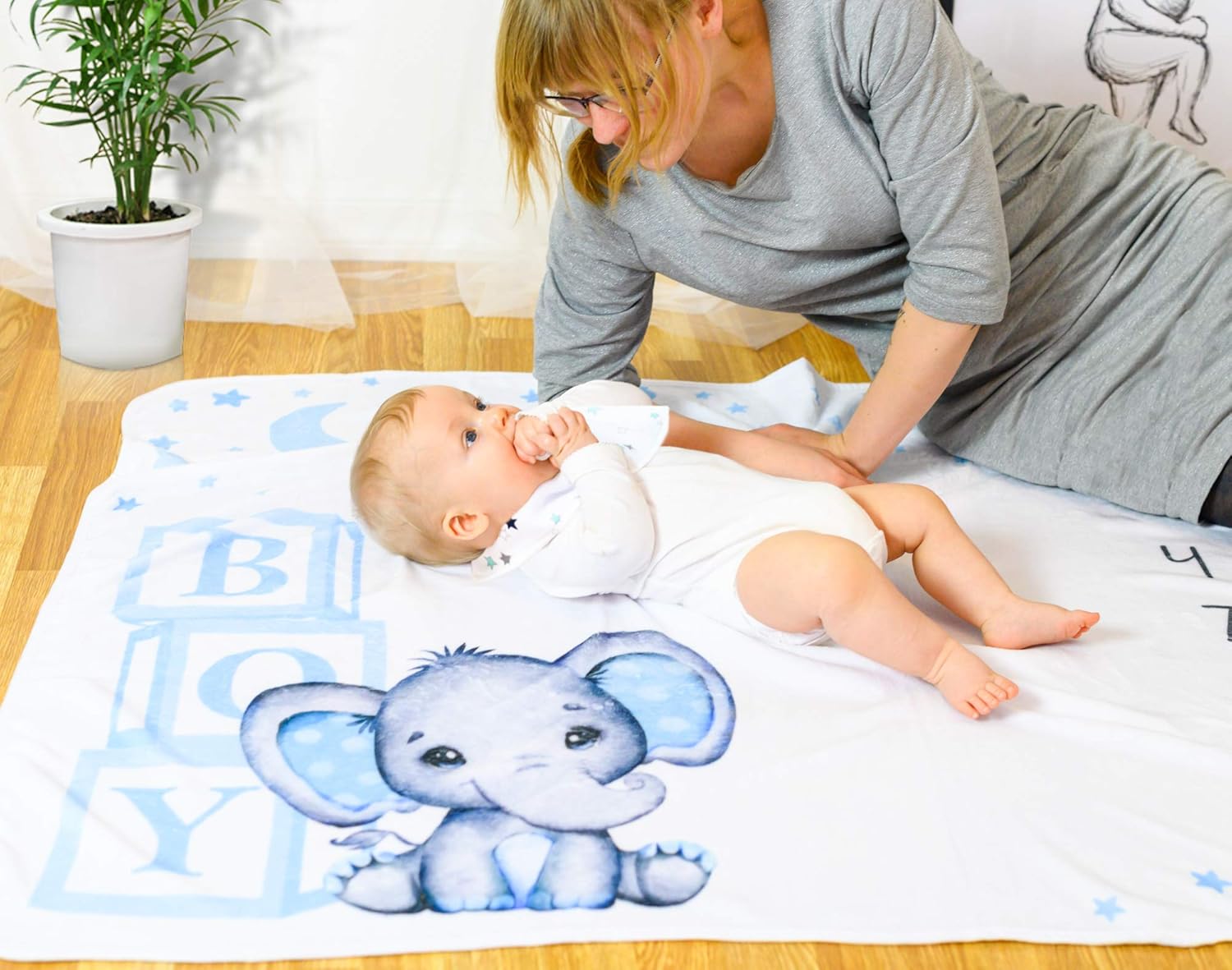 Amity Baby Monthly Milestone Blanket for Boy 1