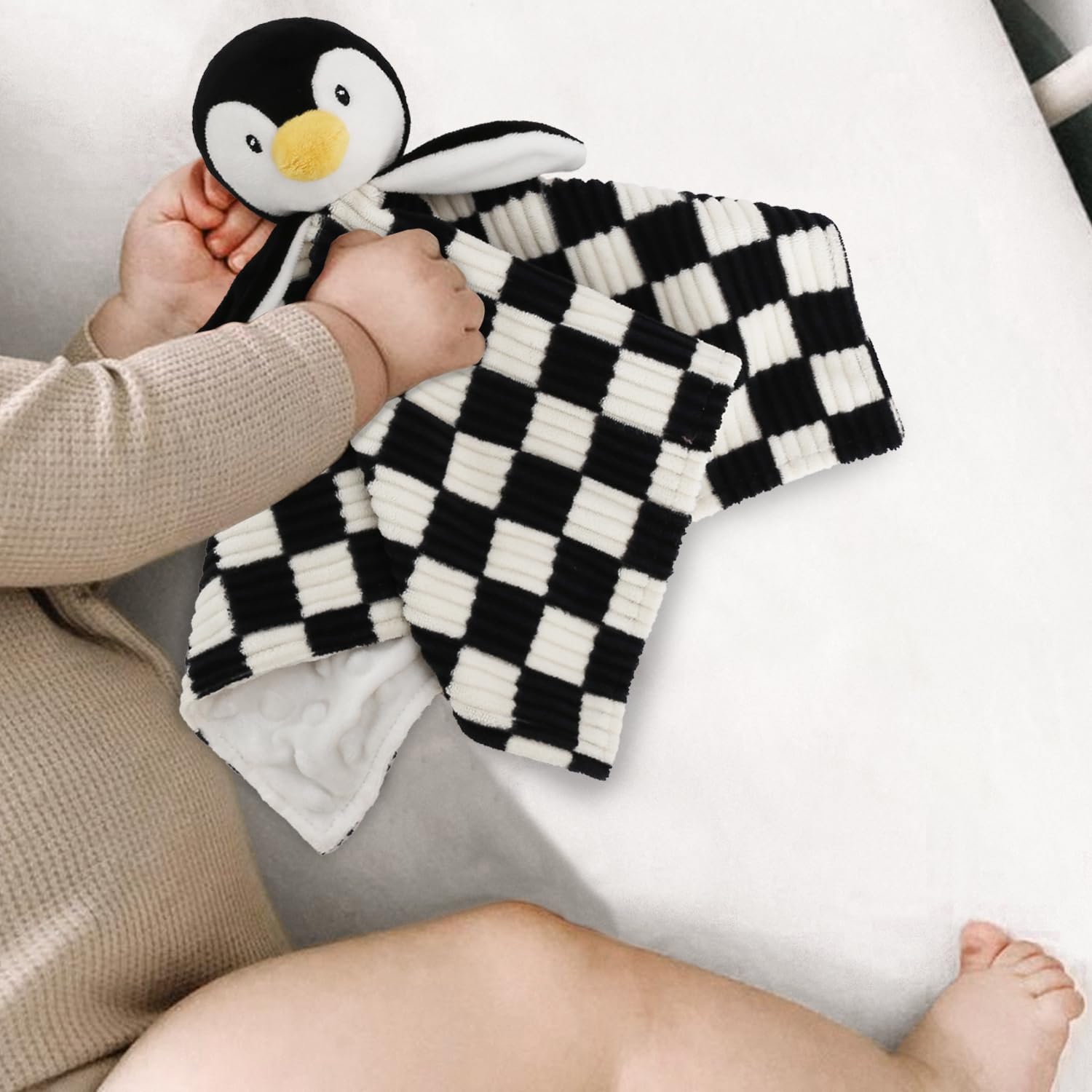 BEILIMU Baby Lovey Blanket Penguin 14 Inch Soft Checkerboard