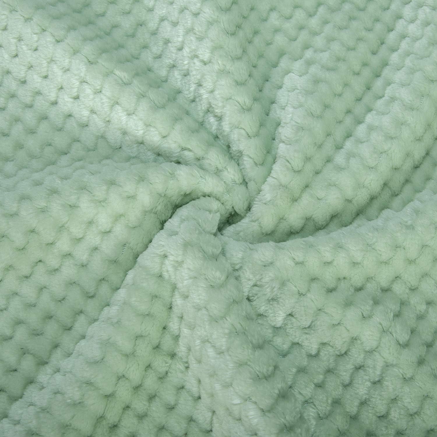 Soft Fuzzy Blanket for Baby - Cozy Coral Fleece