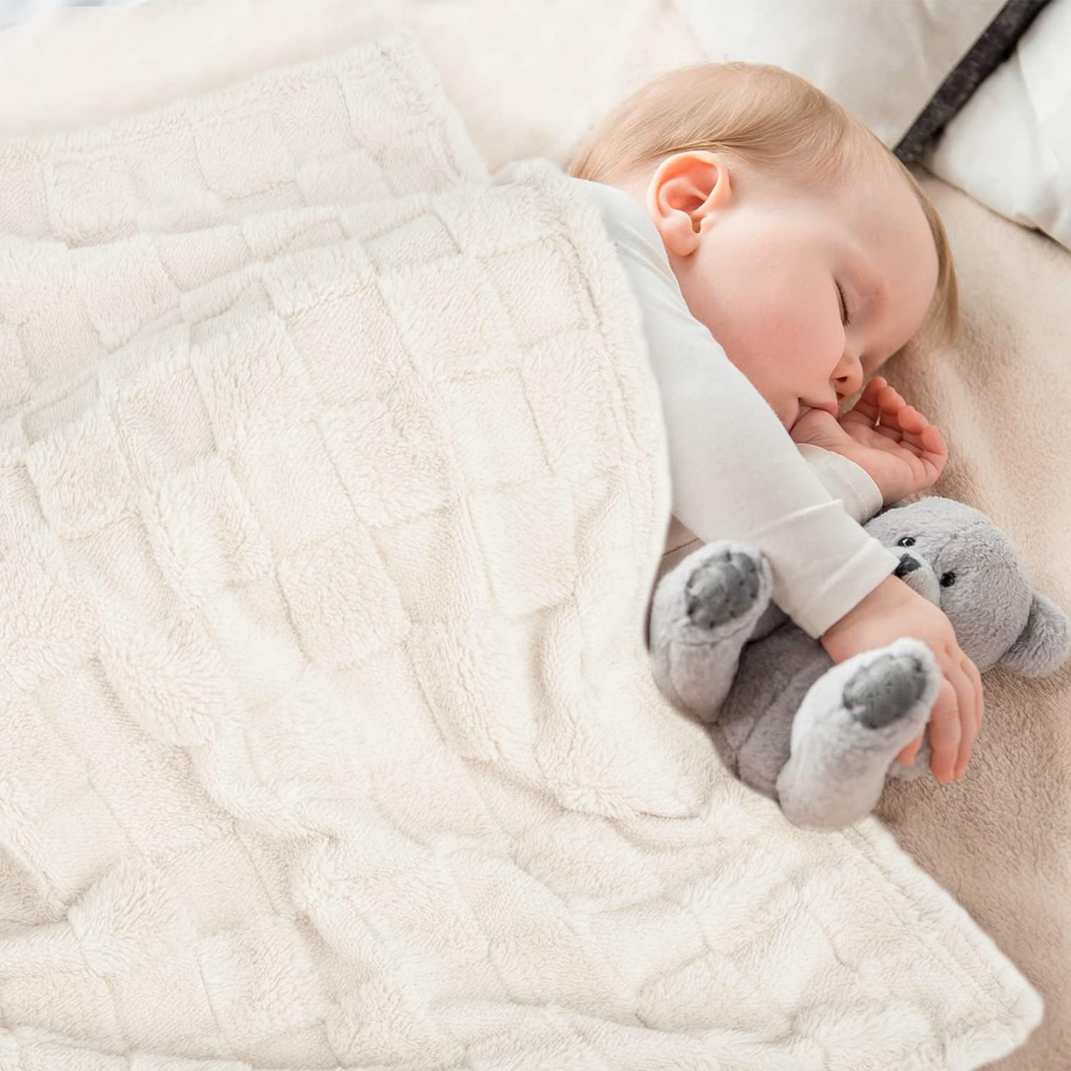 HOMRITAR 3D Gingham Fleece Baby Blanket 30x40 Inches