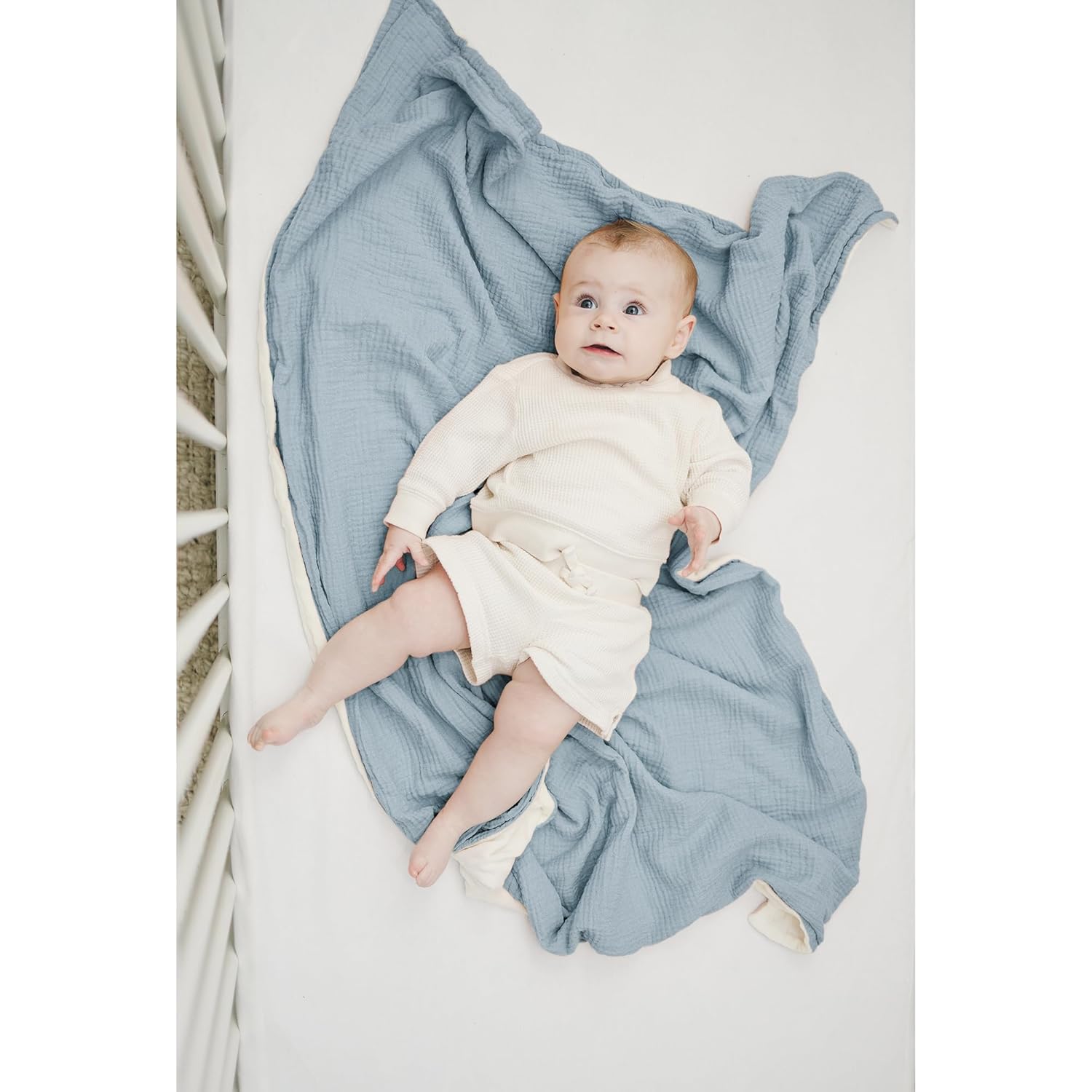 Konssy Soft Baby Blanket with Muslin Cotton Front and Dotted Fleece Back 1