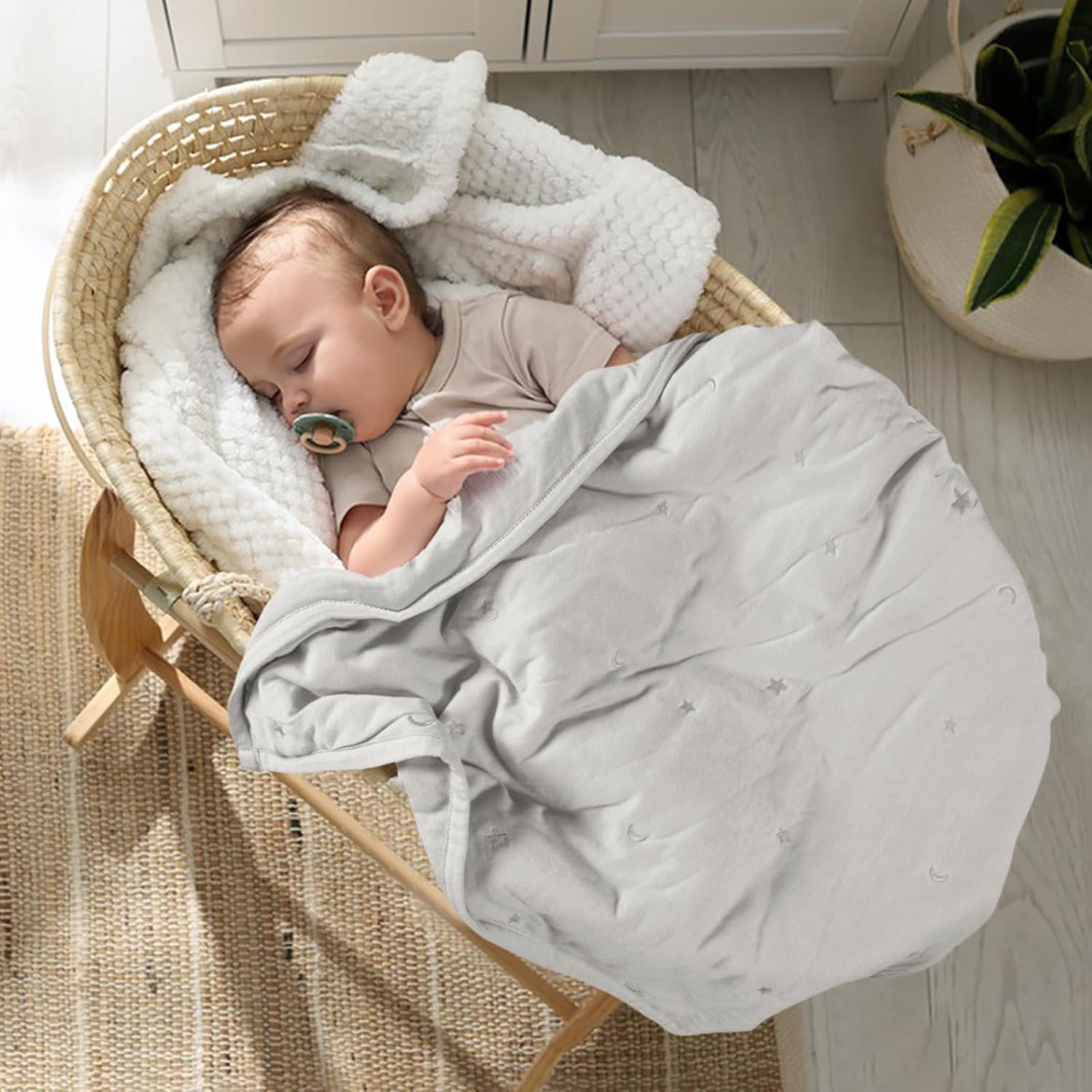 Lulu Moon Baby Crib Blanket - Lightweight 30x40 Jersey Cotton Quilt