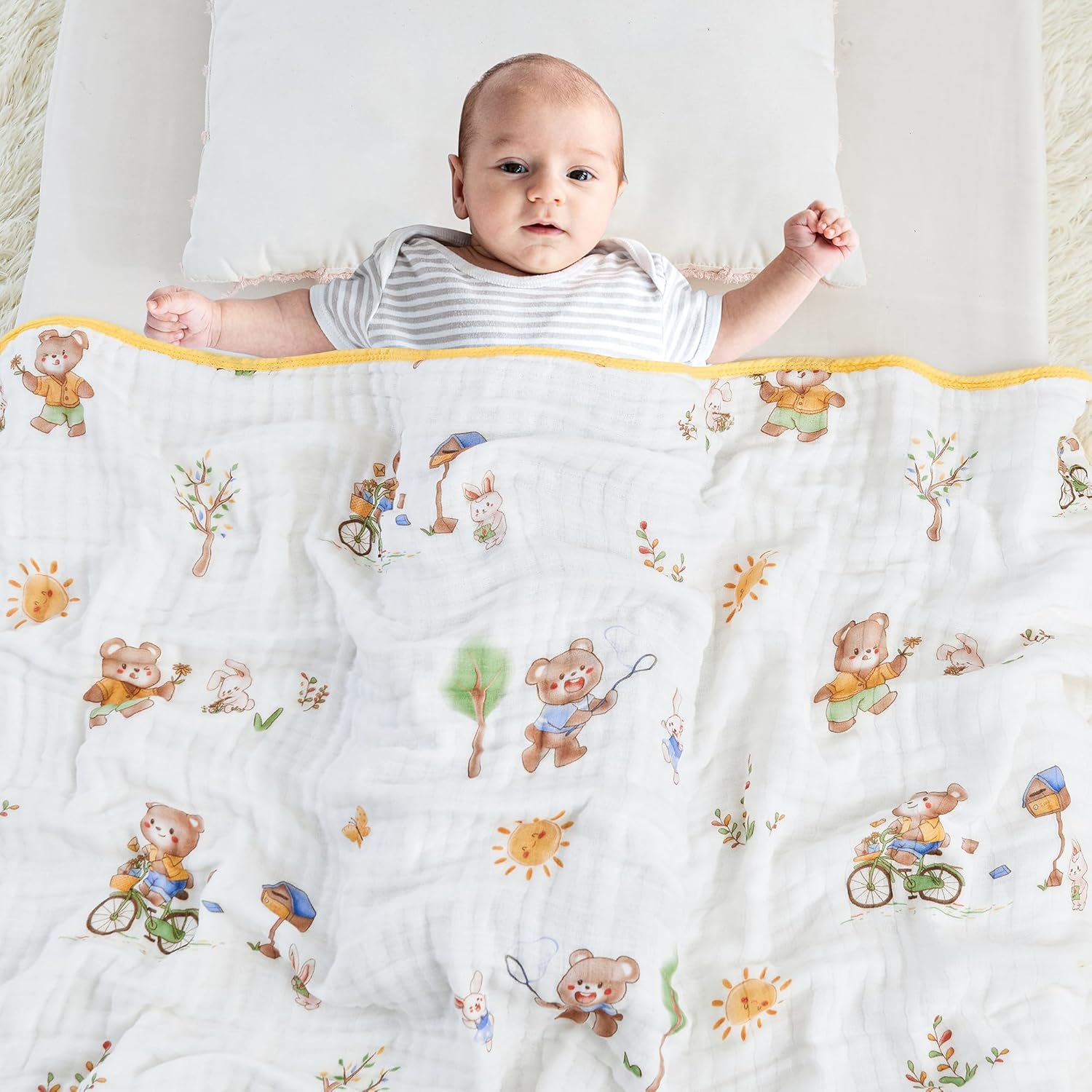 ROSE FEATHER 6-Layer Muslin Baby Blanket with Bear Print