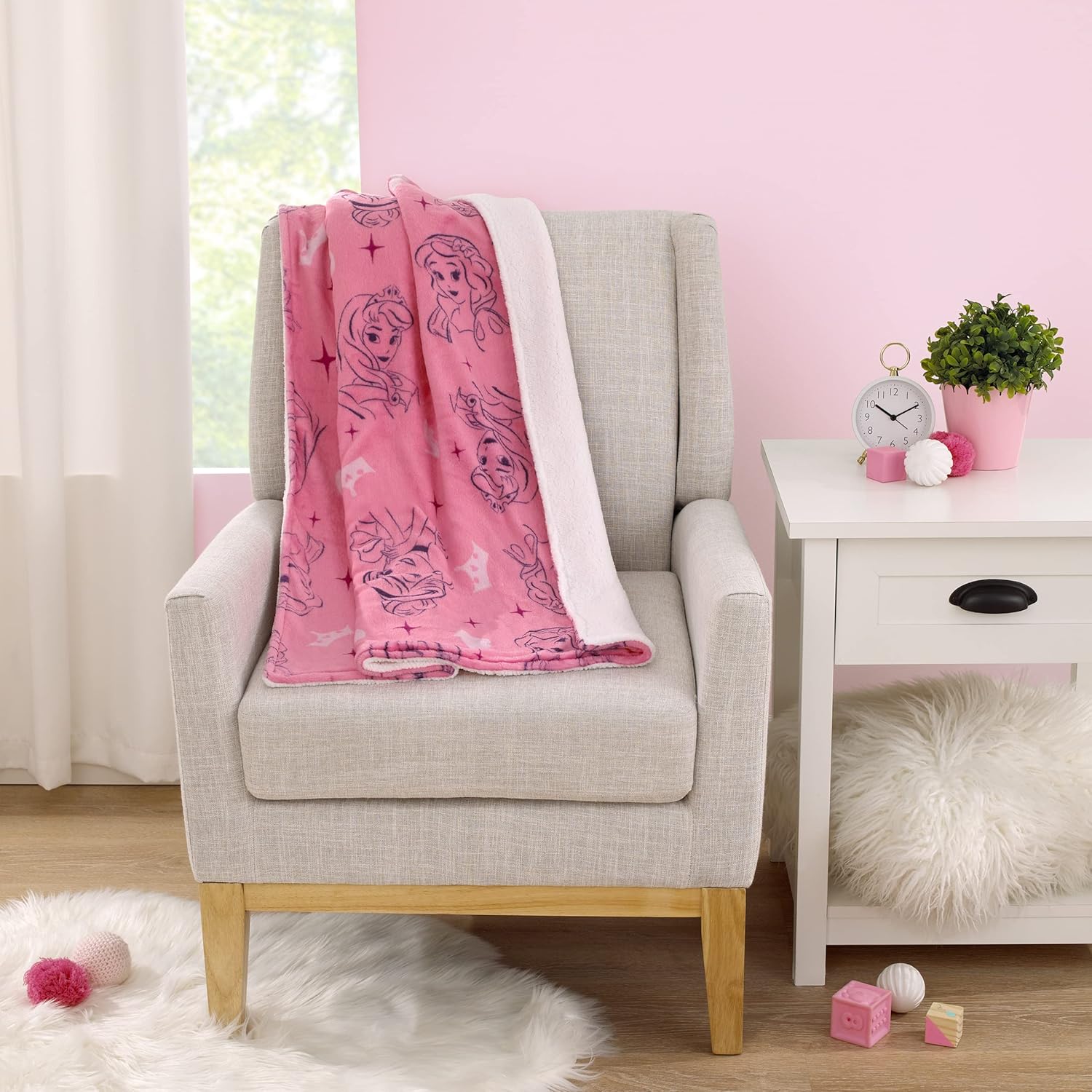NoJo Disney Princess Pink Purple Sherpa Blanket 1