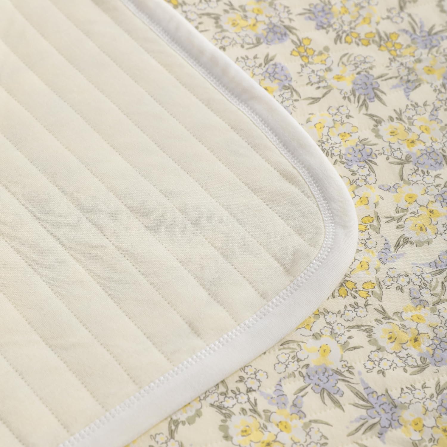 NTBAY Jersey Cotton Quilted Toddler Blanket 30x40 Inches Purple Floral