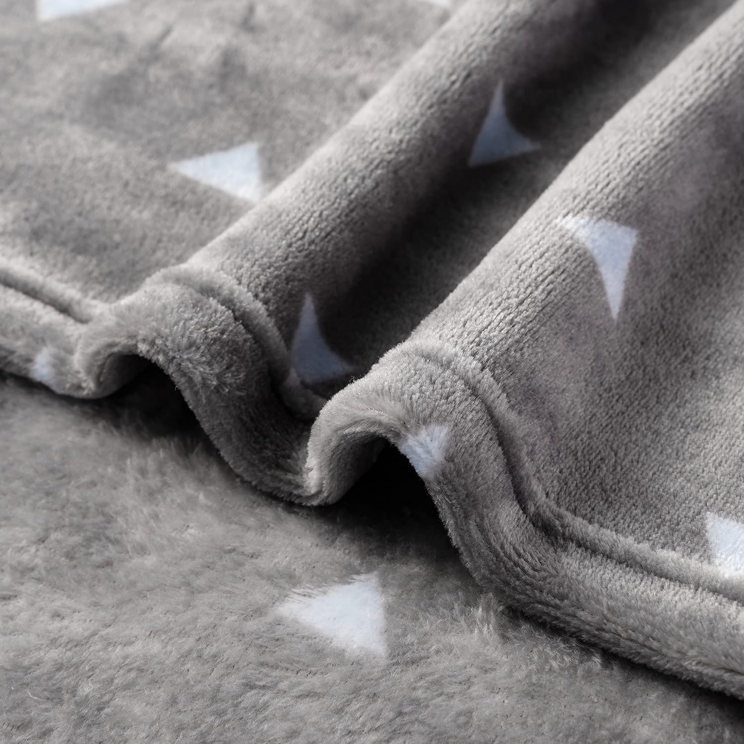 Bunnikins Clover 30x36 Flannel Baby Blanket