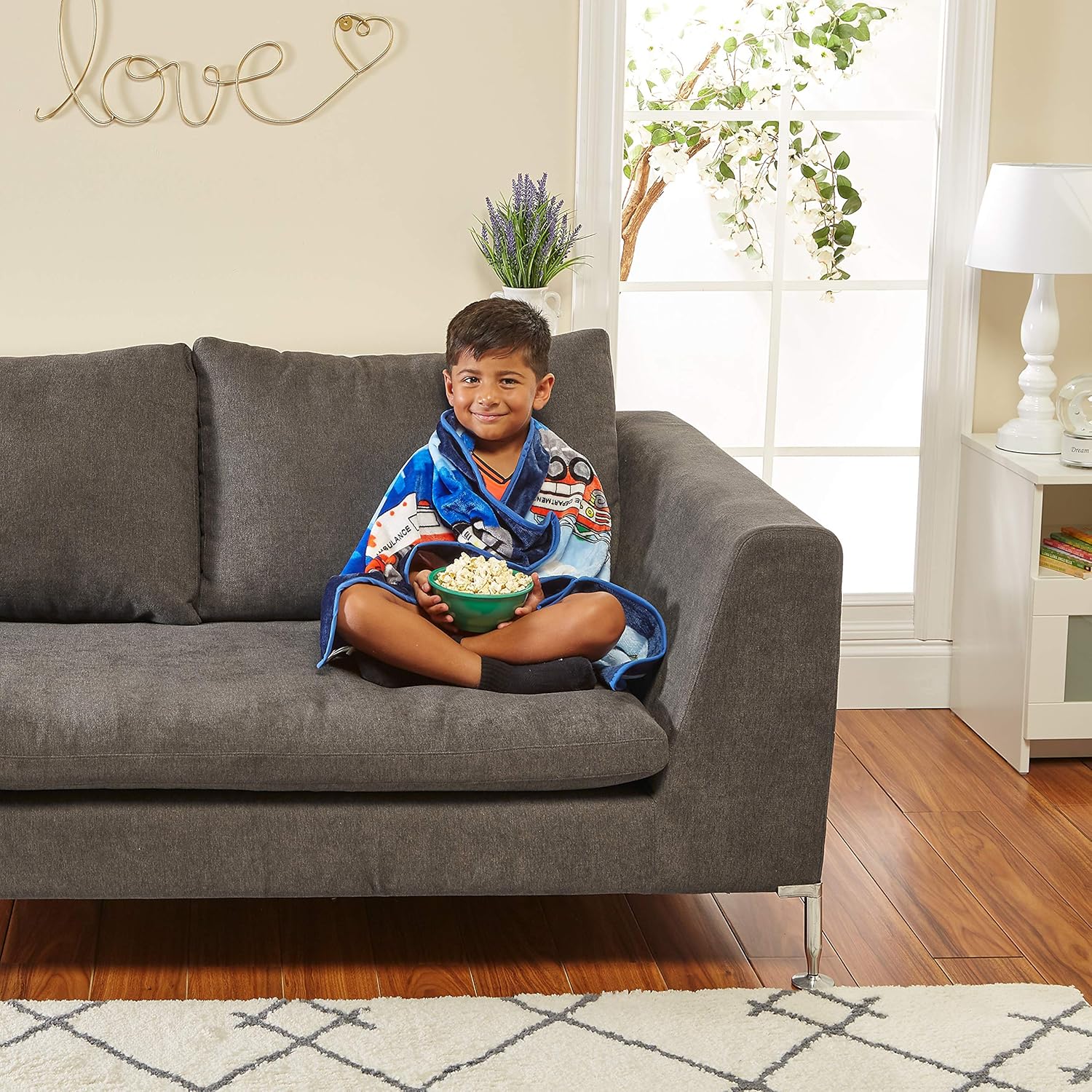 EVERYDAY KIDS Toddler Throw Blanket - Fire and Police Rescue Design