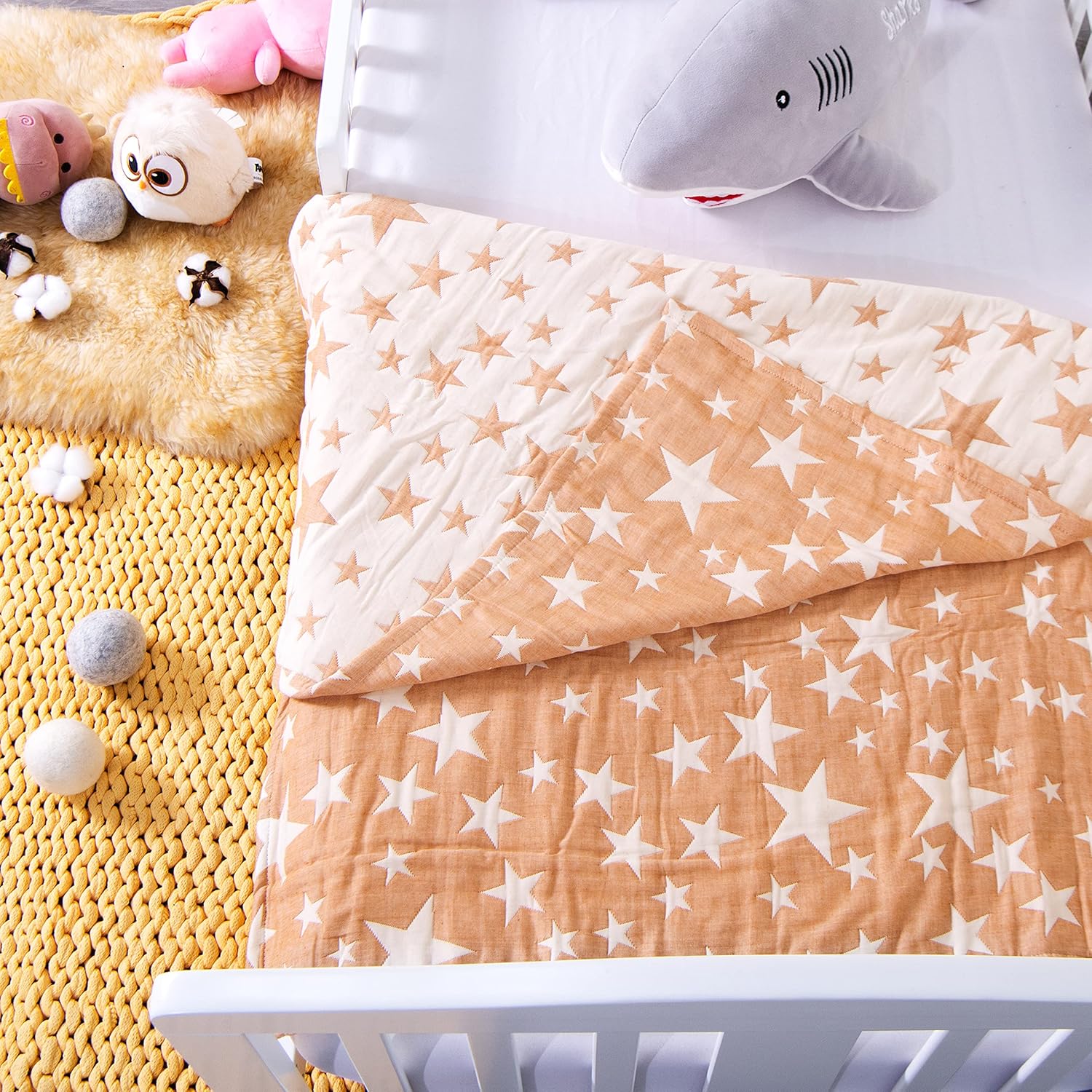NTBAY 3 Layer Toddler Blanket - Pale Orange Star
