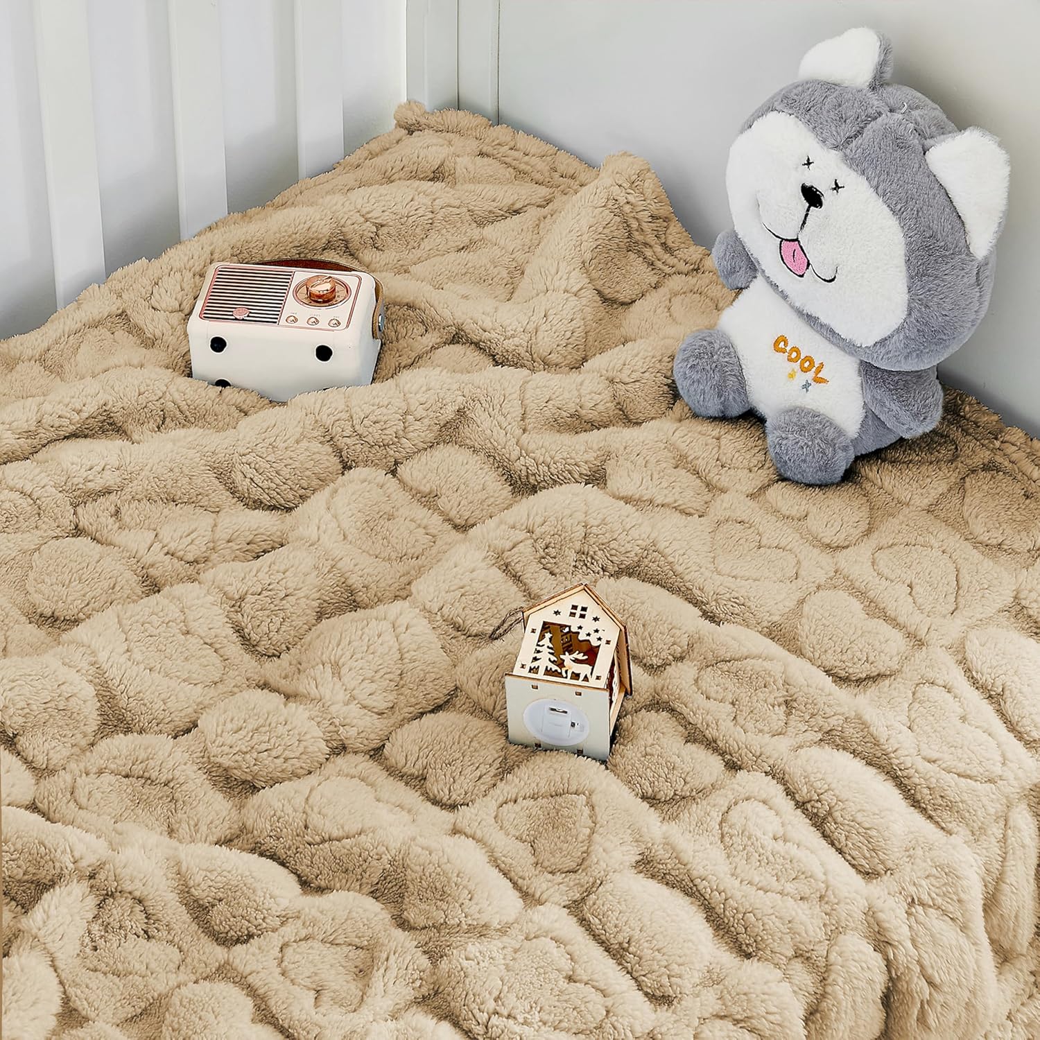 Yurhap Heart Checkered Fleece Baby Blanket 30x40 Khaki
