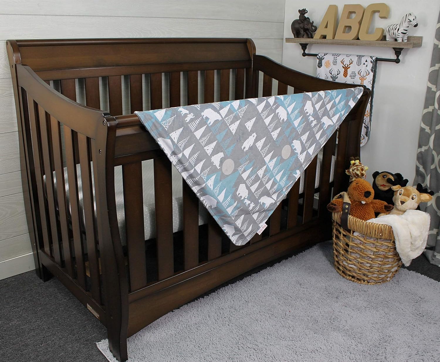 Top Tots Deluxe Baby Blanket - White Bear and Trees
