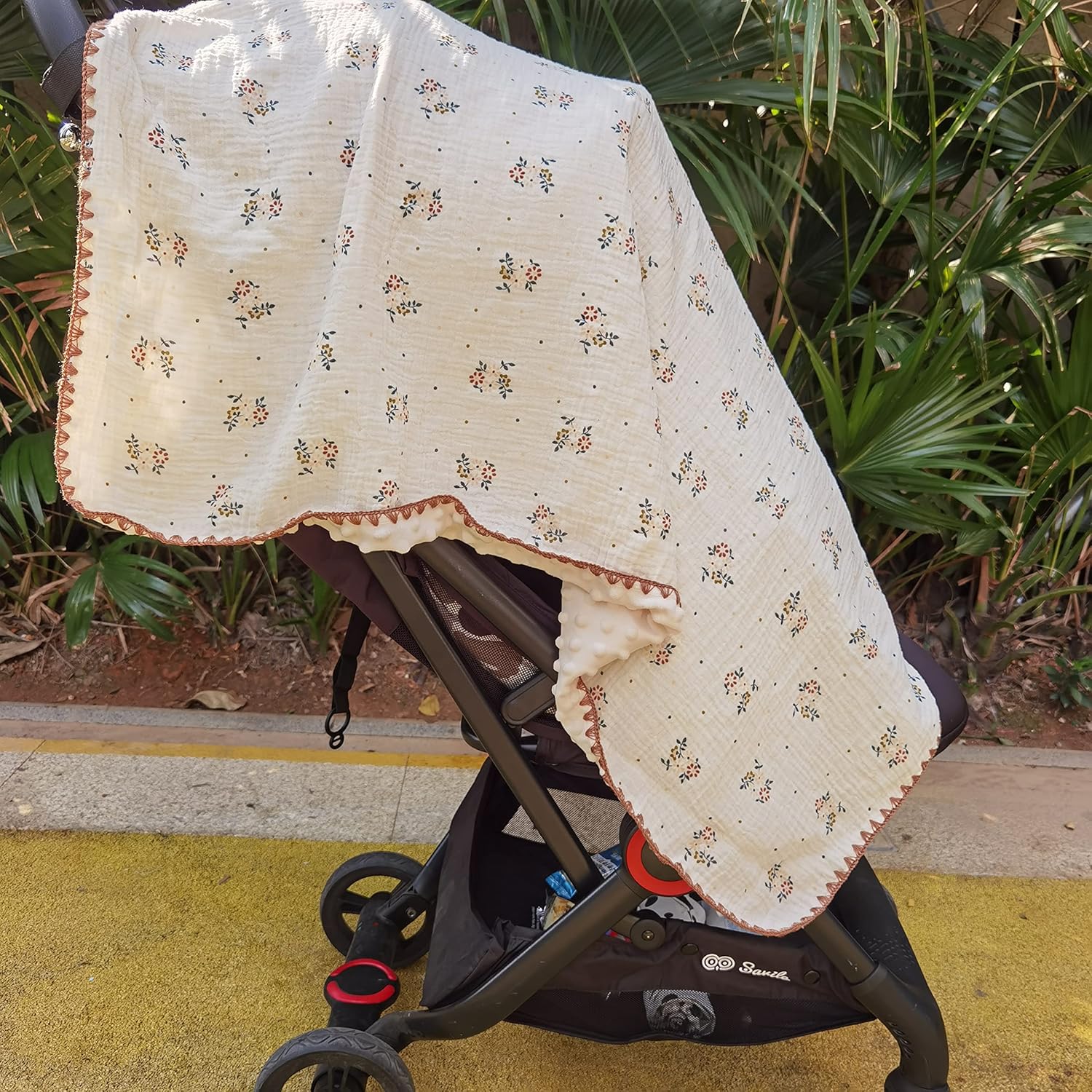 40x40 Inch Cotton Muslin Blanket with Dotted Backing