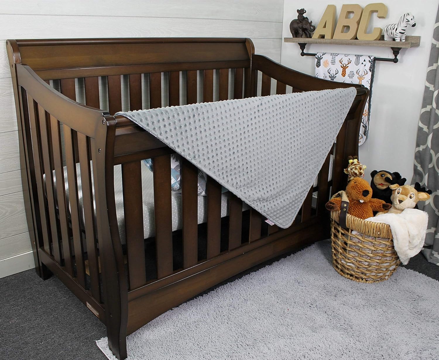 Top Tots Deluxe Baby Blanket - White Bear and Trees
