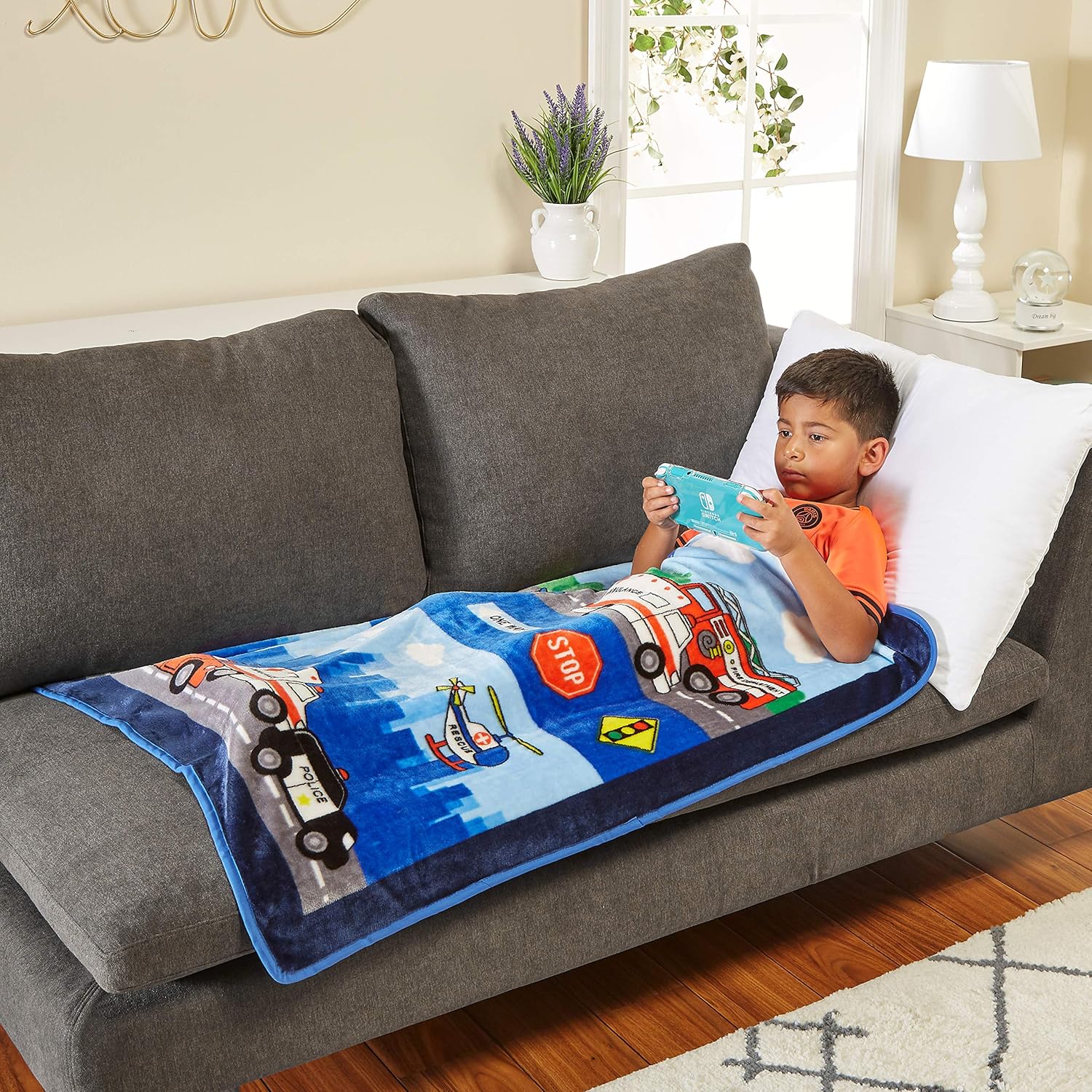 EVERYDAY KIDS Toddler Throw Blanket - Fire and Police Rescue Design